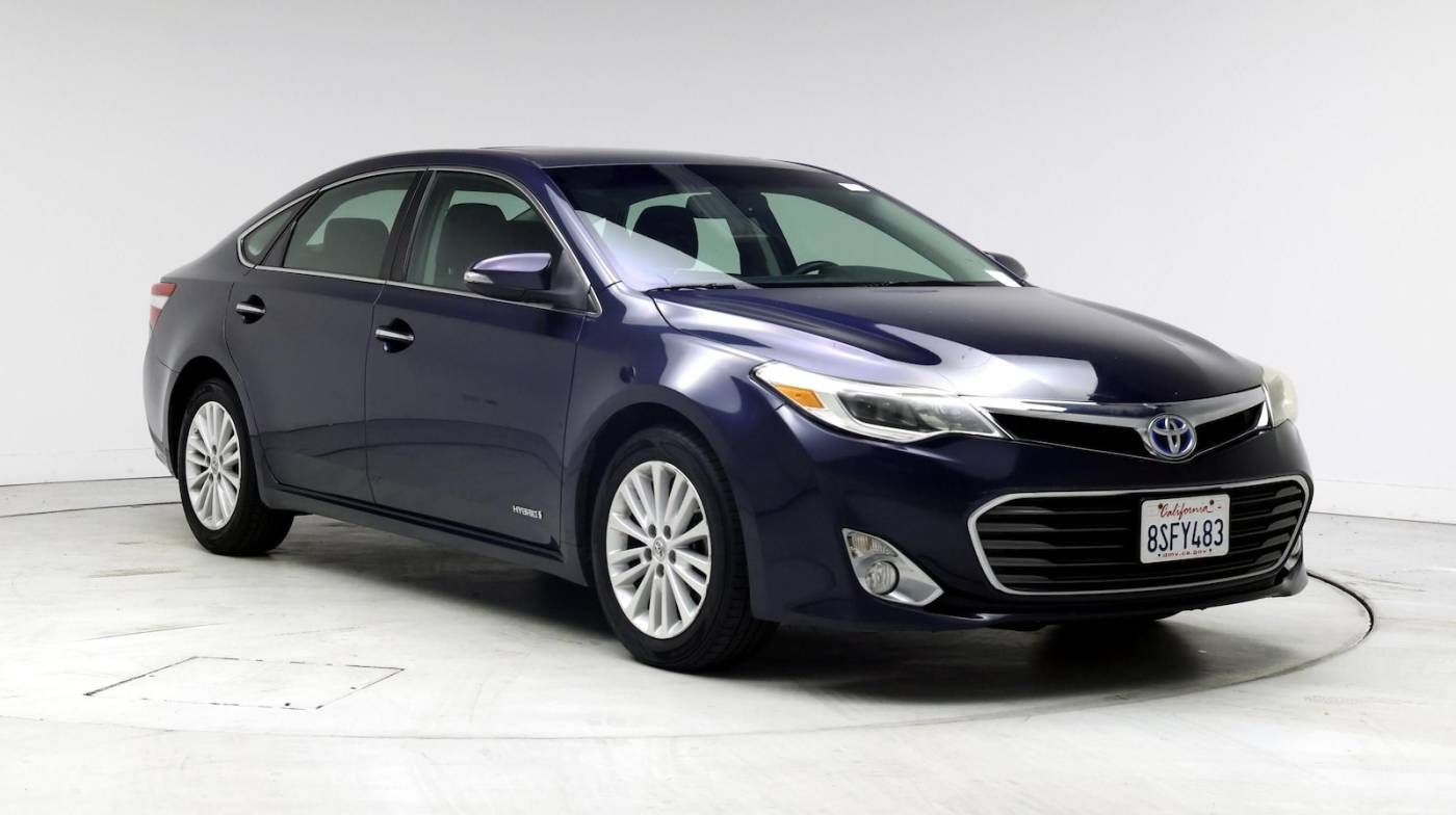 2015 Toyota Avalon Hybrid XLE Touring — Sedan — 97,911 mi — Escondido, CA