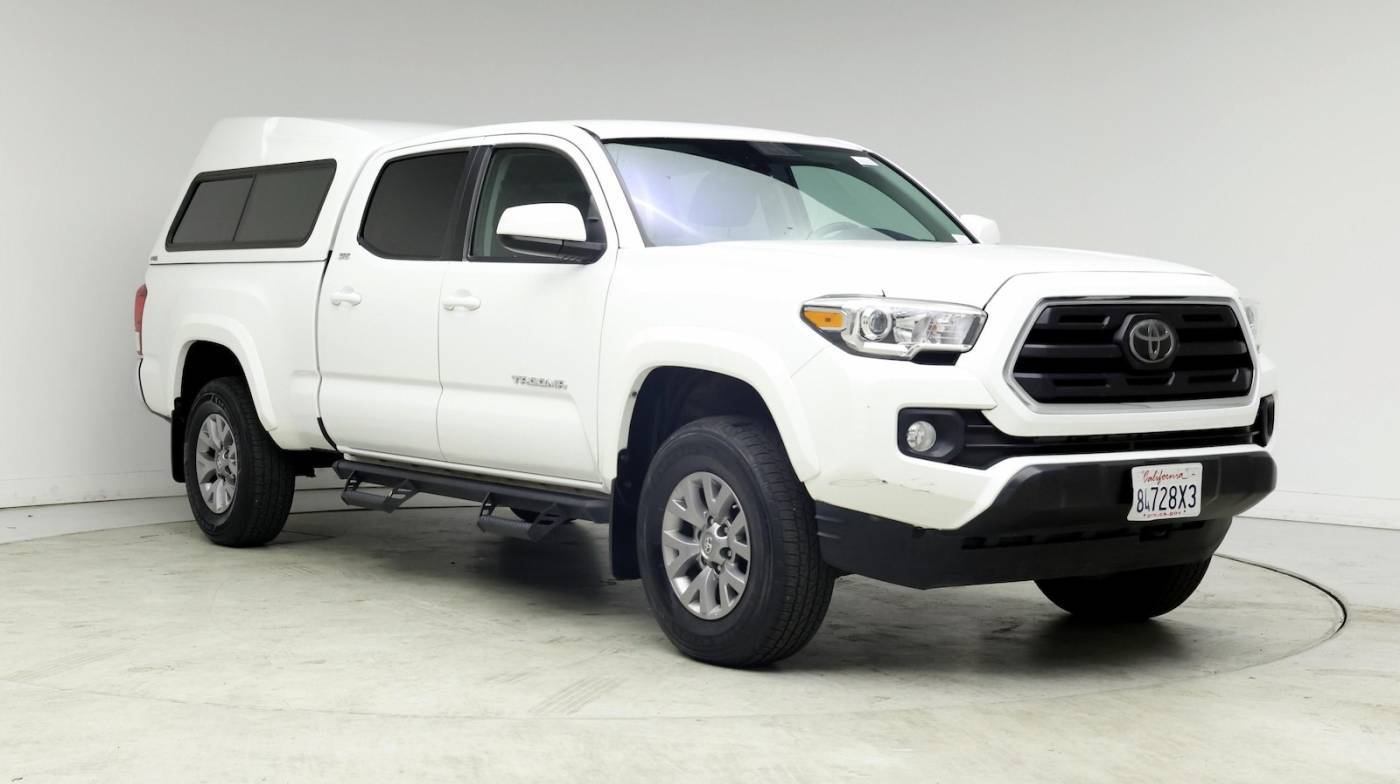 2018 Toyota Tacoma SR5 — Pickup Truck — 27,997 mi — Escondido, CA