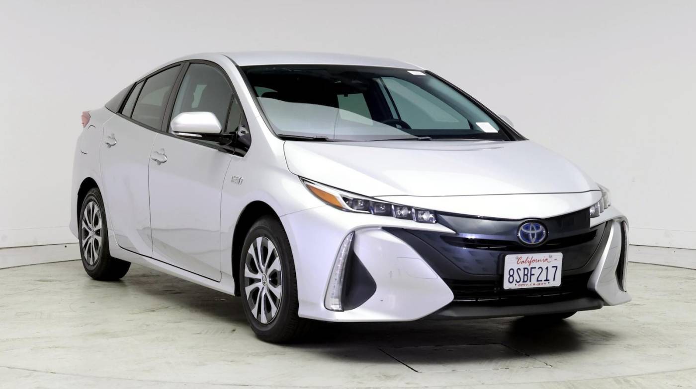 2020 Toyota Prius Prime XLE — Hatchback — 16,937 mi — Escondido, CA