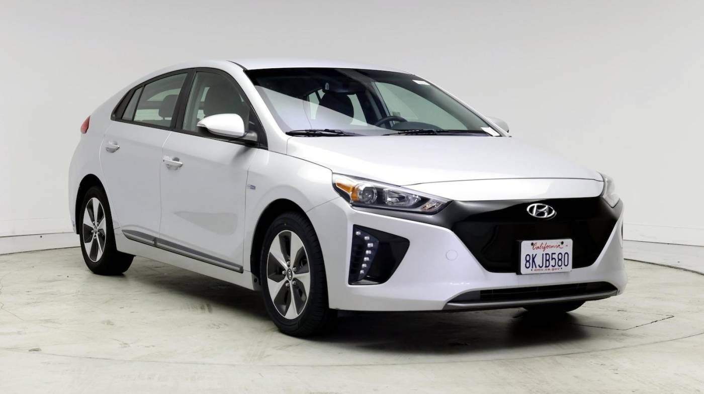 2019 Hyundai Ioniq Electric Base — Hatchback — 26,931 mi — Escondido, CA