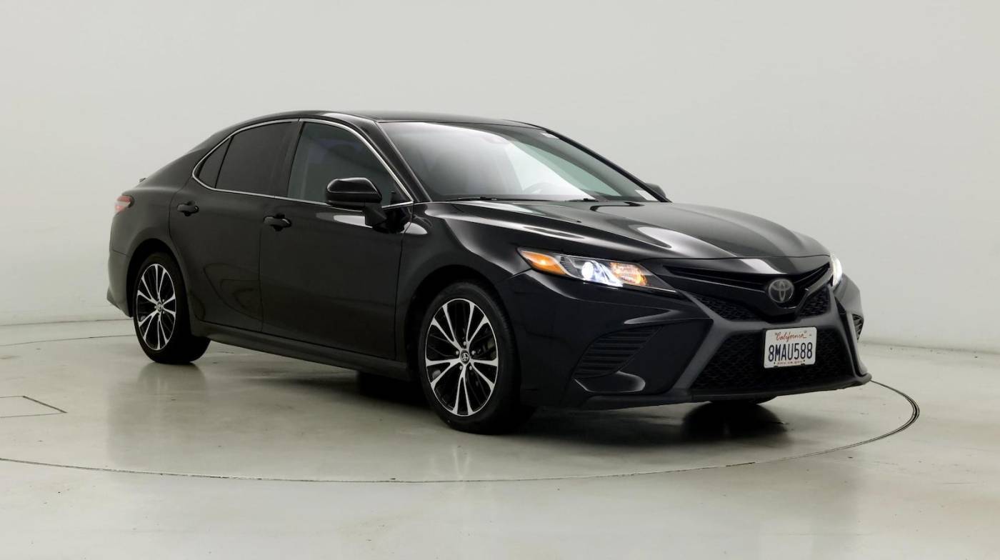 2018 Toyota Camry SE — Sedan — 115,159 mi — Escondido, CA