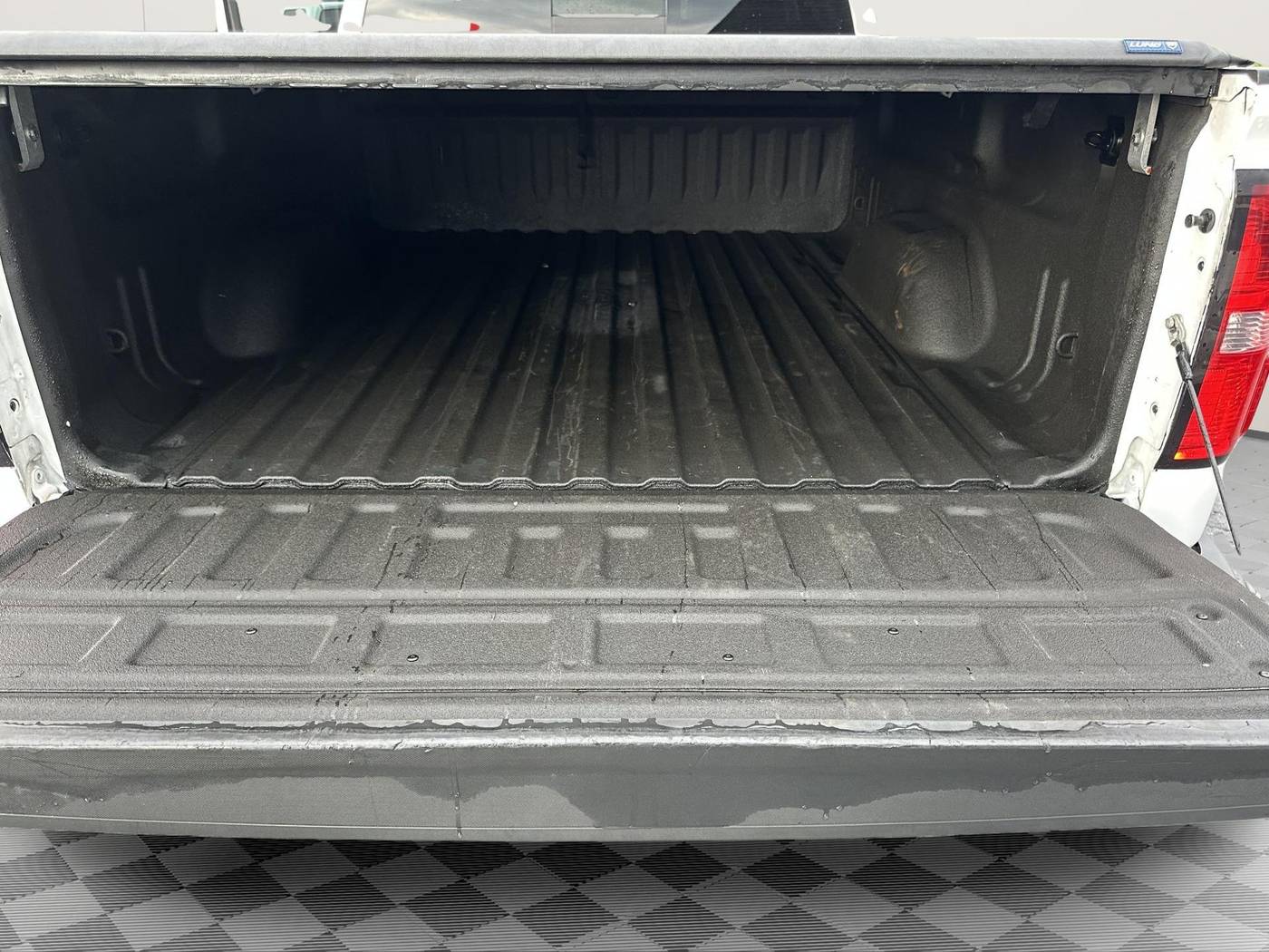 2015 GMC Sierra 2500HD Denali — Pickup Truck — 99,709 mi — Plainfield, IL