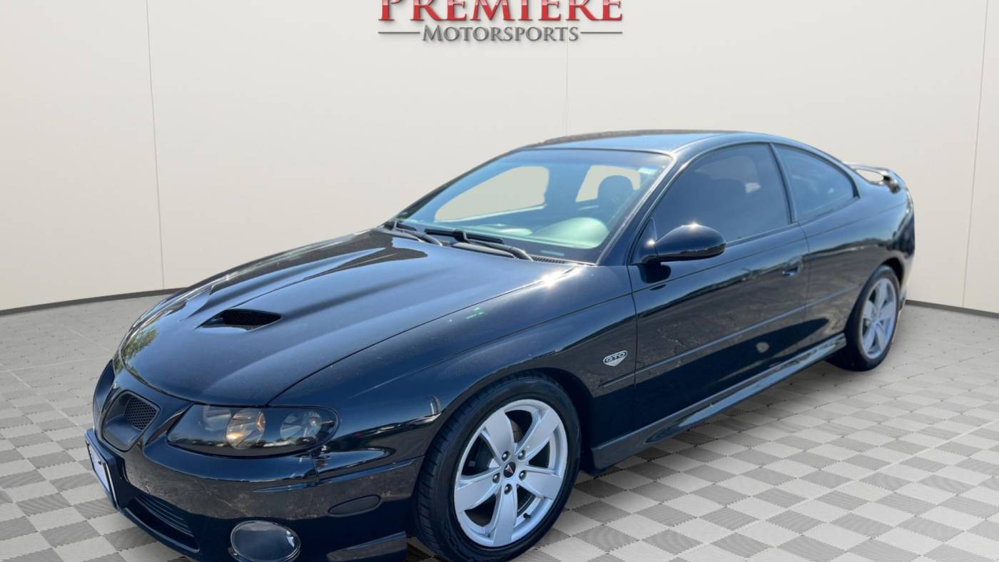 2004 Pontiac GTO Base