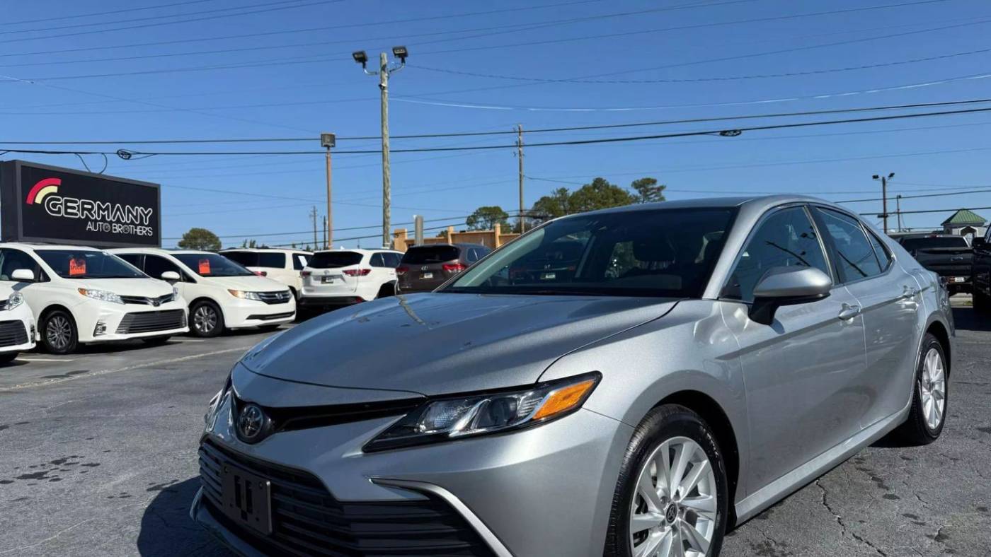 2023 Toyota Camry LE — Sedan — 40,481 mi — Marietta, GA