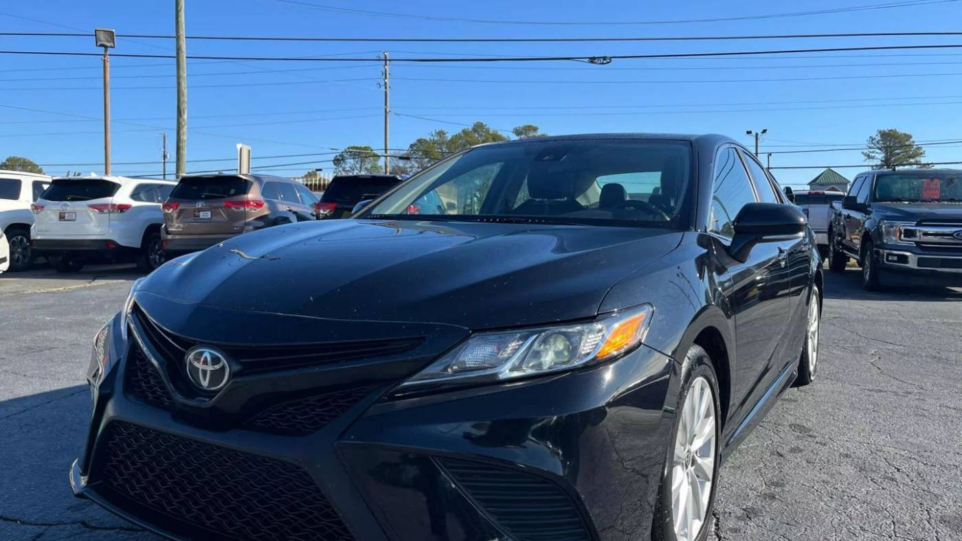2020 Toyota Camry SE — Sedan — 87,339 mi — Marietta, GA