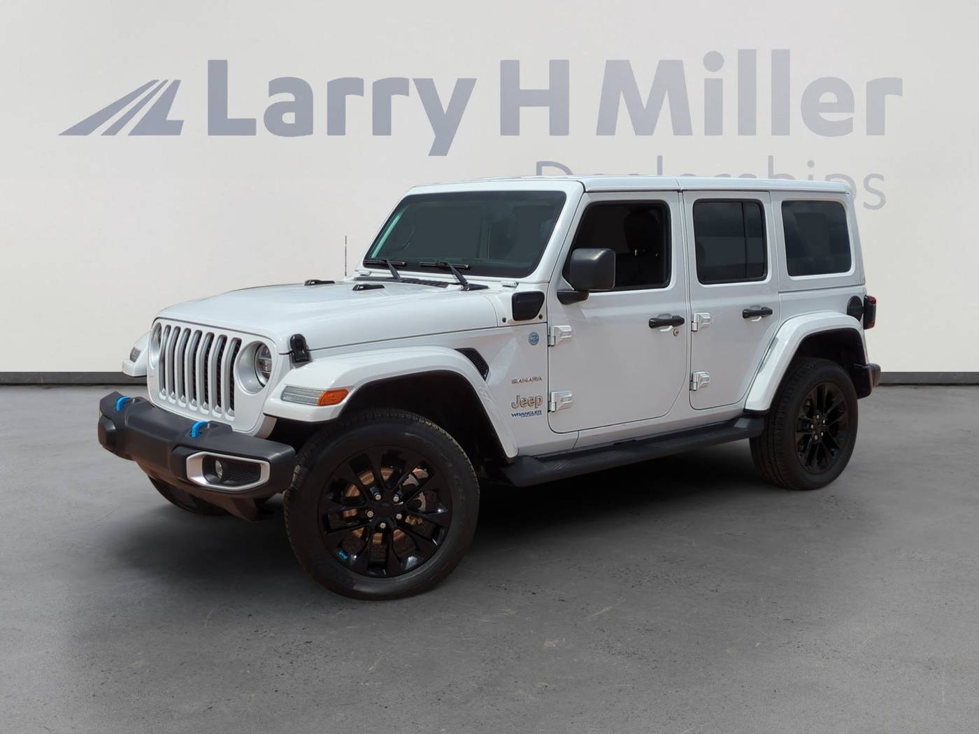 2022 Jeep Wrangler Sahara 4xe — SUV — 25,672 mi — Avondale, AZ