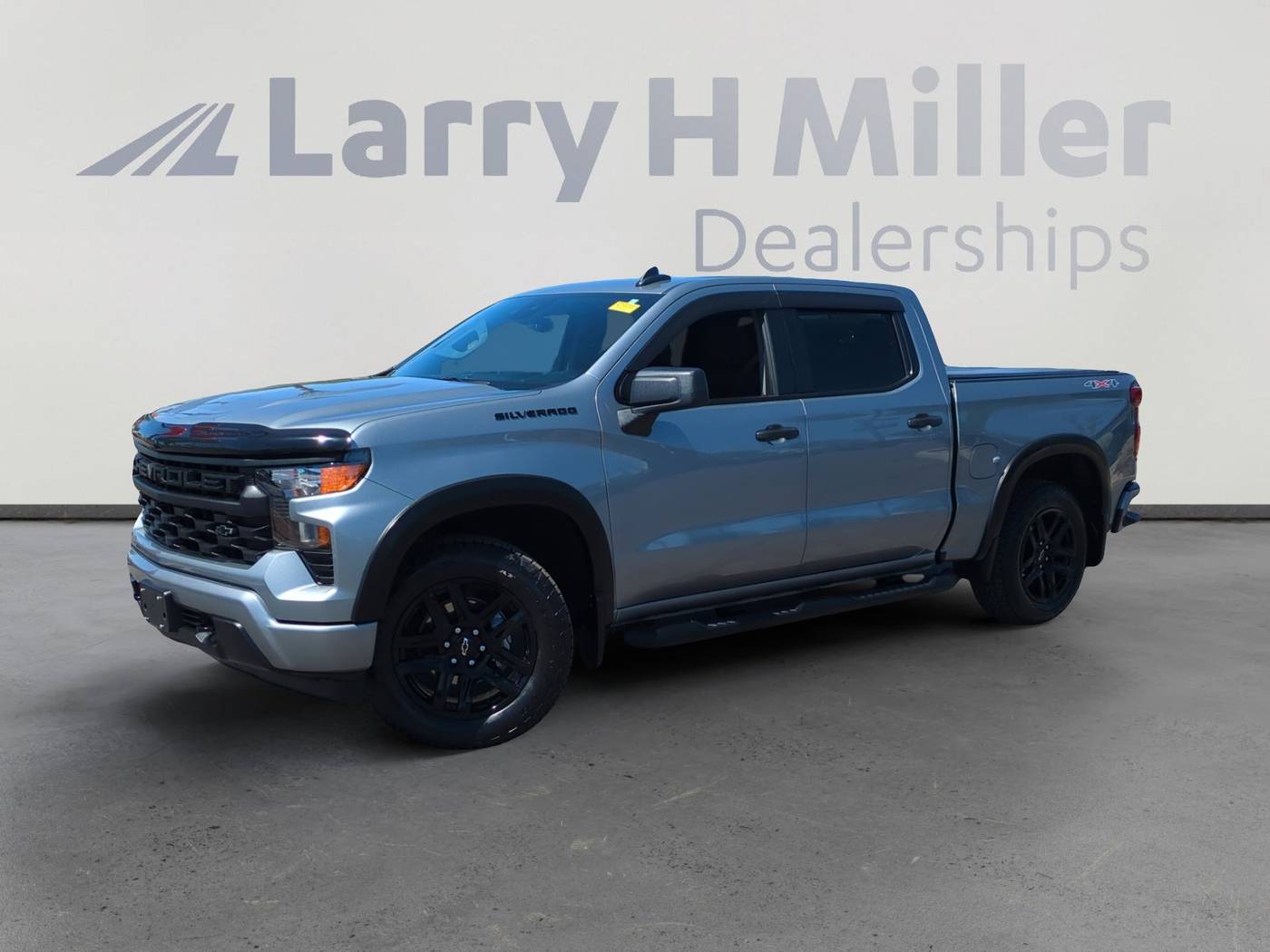 2024 Chevrolet Silverado 1500 Custom — Pickup Truck — 15,700 mi — Avondale, AZ