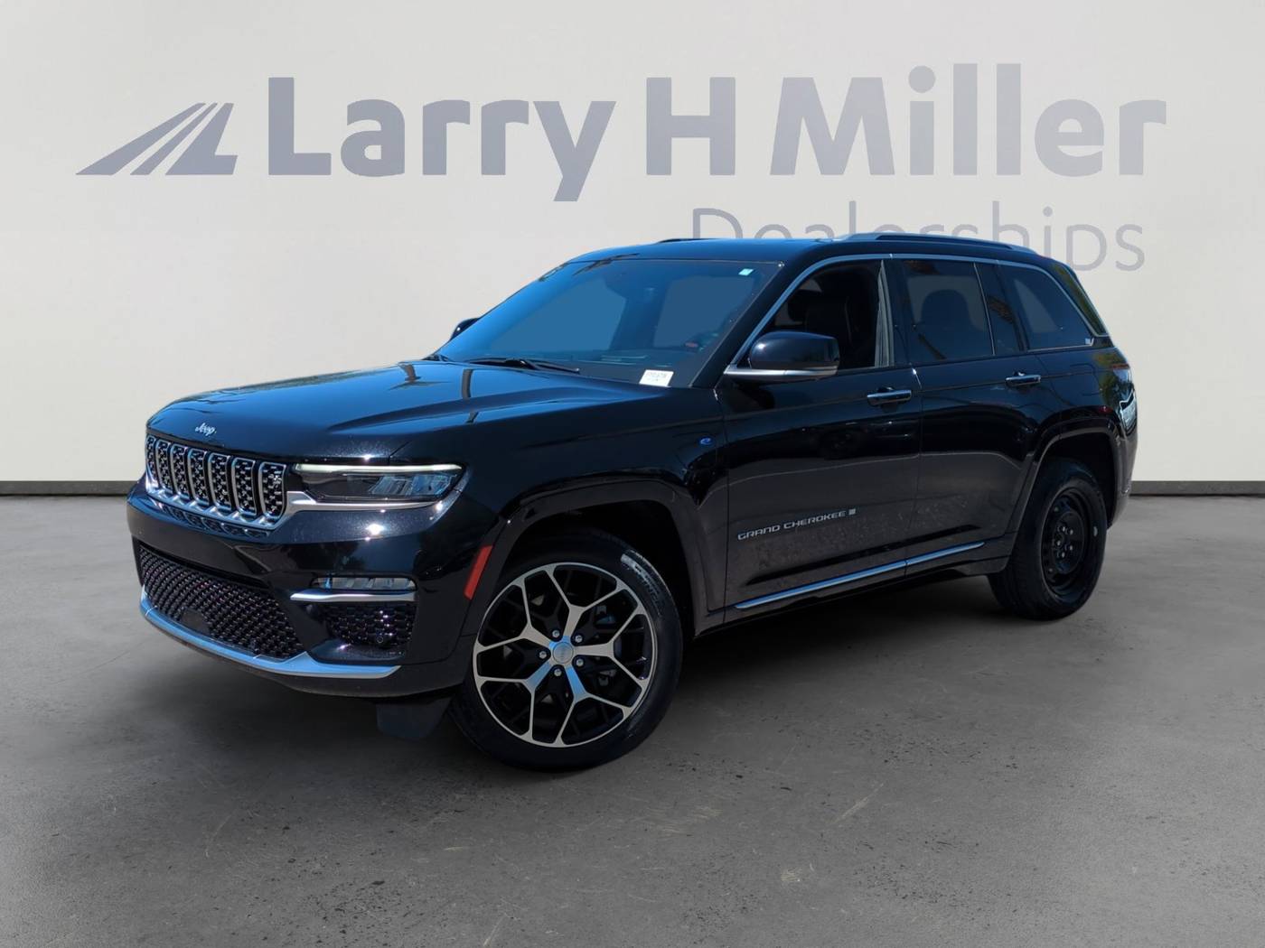 2022 Jeep Grand Cherokee Summit Reserve 4xe — SUV — 14,683 mi — Avondale, AZ