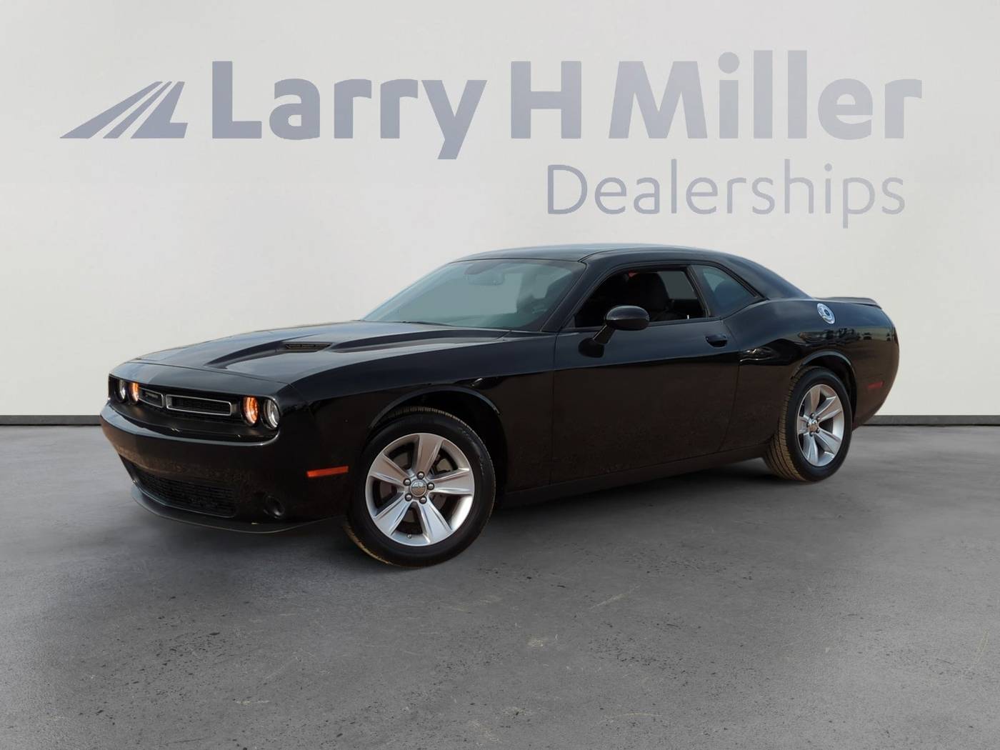 2023 Dodge Challenger SXT — Coupe — 57,083 mi — Avondale, AZ