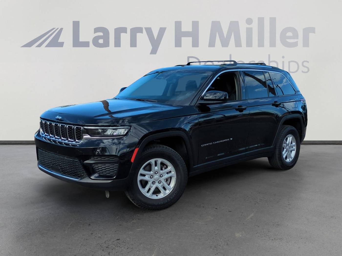 2023 Jeep Grand Cherokee Laredo — SUV — 42,893 mi — Avondale, AZ