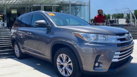 2014 Toyota Highlander XLE — SUV — 99,650 mi — Tucson, AZ