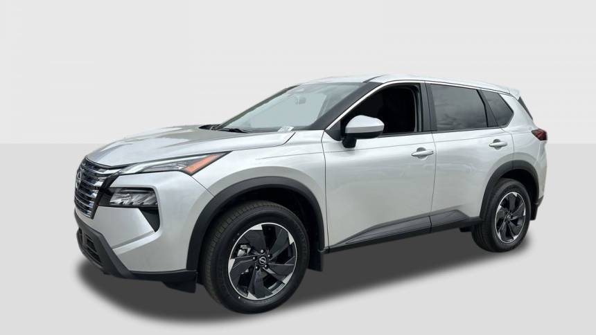 2024 Nissan Rogue SV — SUV — 9,867 mi — Cerritos, CA