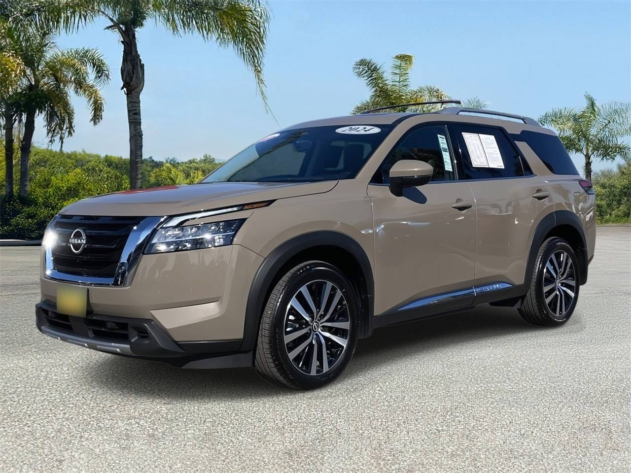 2024 Nissan Pathfinder Platinum — SUV — 5,566 mi — Cerritos, CA