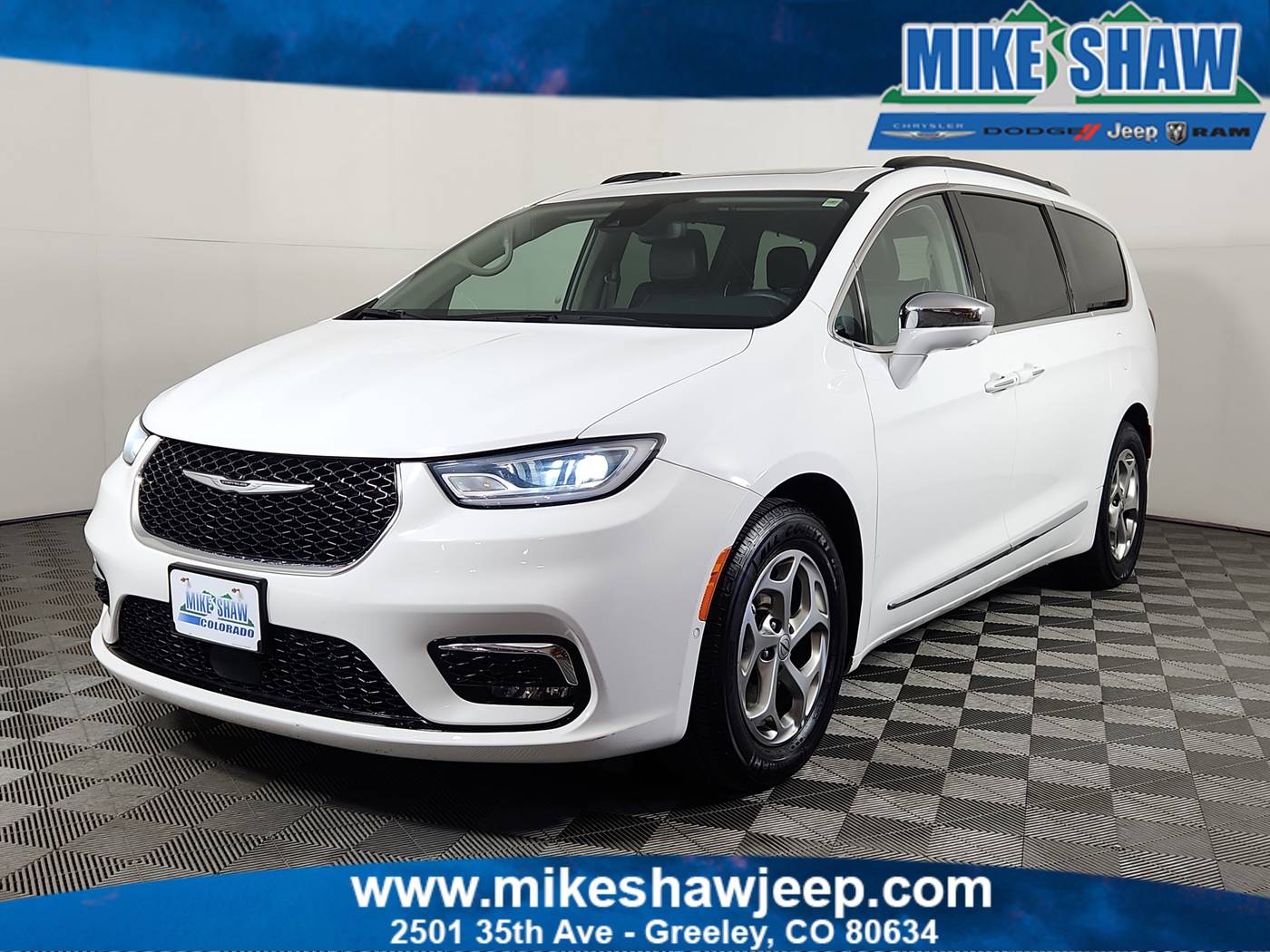 2022 Chrysler Pacifica Limited — Minivan — 67,662 mi — Greeley, CO