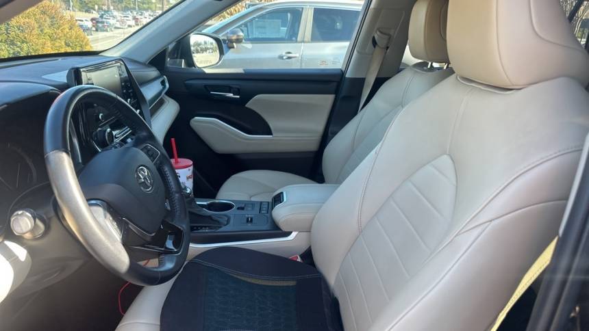 2020 Toyota Highlander XLE — SUV — 61,941 mi — Roswell, GA