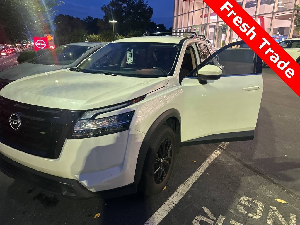 2022 Nissan Pathfinder SV — SUV — 39,619 mi — Roswell, GA
