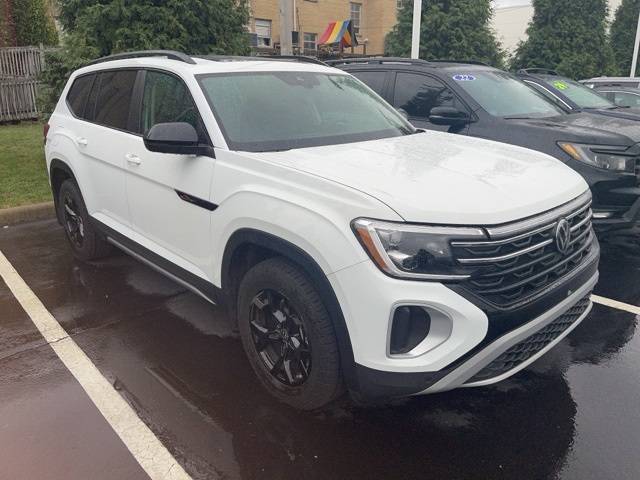 2024 Volkswagen Atlas Peak Edition SE with Technology — SUV — 35,744 mi — Dayton, OH