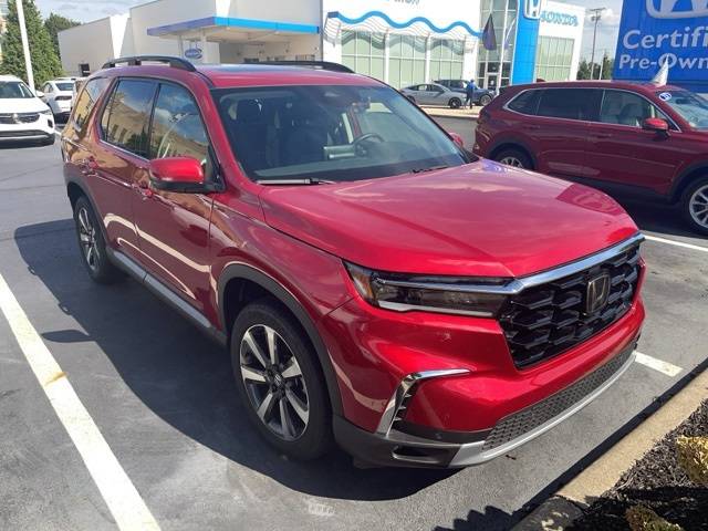 2025 Honda Pilot Touring — SUV — 10,015 mi — Dayton, OH