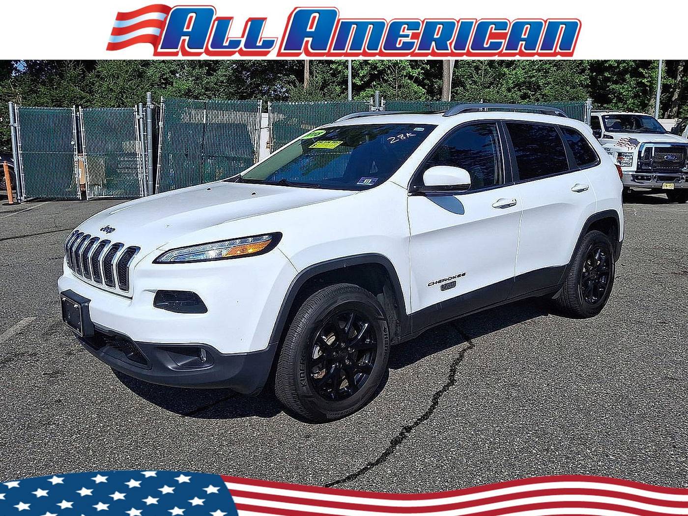 2018 Jeep Cherokee Latitude Plus — SUV — 28,967 mi — Paramus, NJ