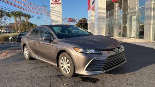 2023 Toyota Camry Hybrid LE — Sedan — 32,612 mi — Lugoff, SC