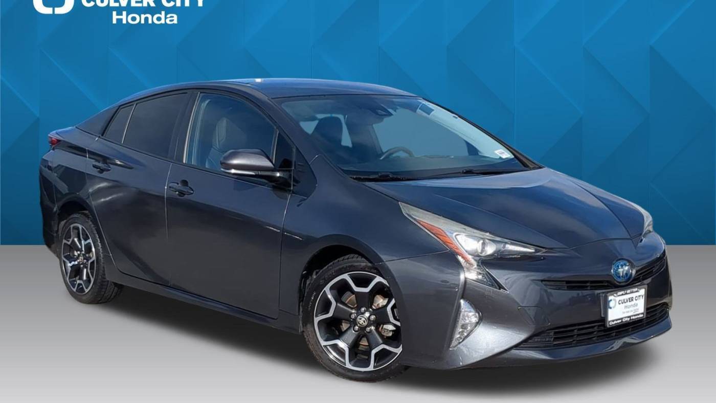 2016 Toyota Prius Four Touring — Hatchback — 135,856 mi — Culver City, CA