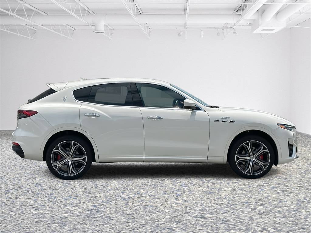 2022 Maserati Levante GT — SUV — 5,836 mi — Vienna, VA
