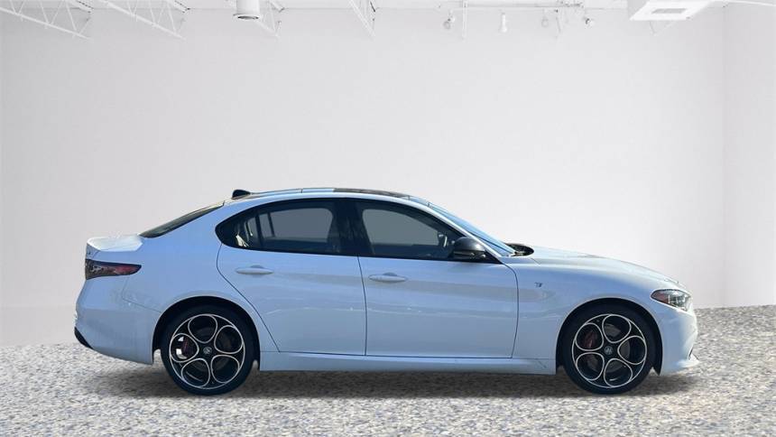 2024 Alfa Romeo Giulia Ti — Sedan — 4,621 mi — Vienna, VA