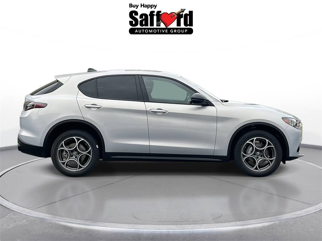 2025 Alfa Romeo Stelvio Sprint