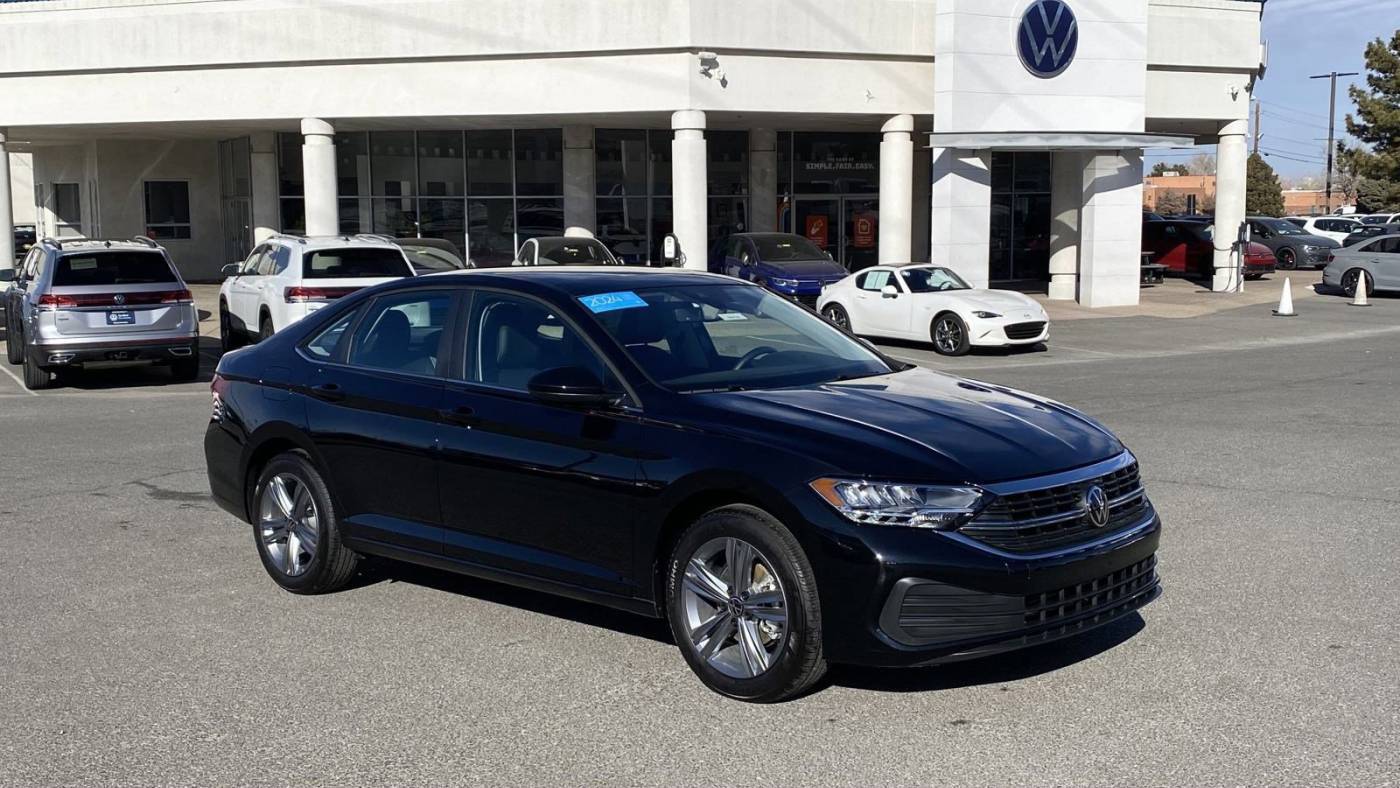 2024 Volkswagen Jetta SE — Sedan — 4,484 mi — Albuquerque, NM