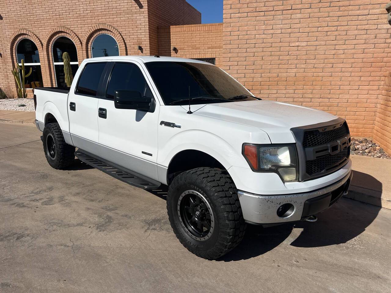 2011 Ford F-150 XLT — Pickup Truck — 271,355 mi — Sierra Vista, AZ