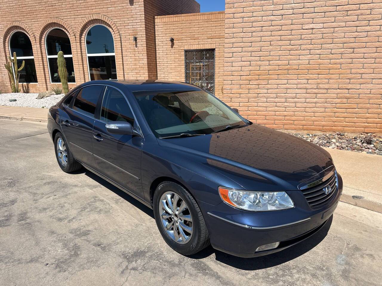 2007 Hyundai Azera Limited — Sedan — 69,277 mi — Sierra Vista, AZ