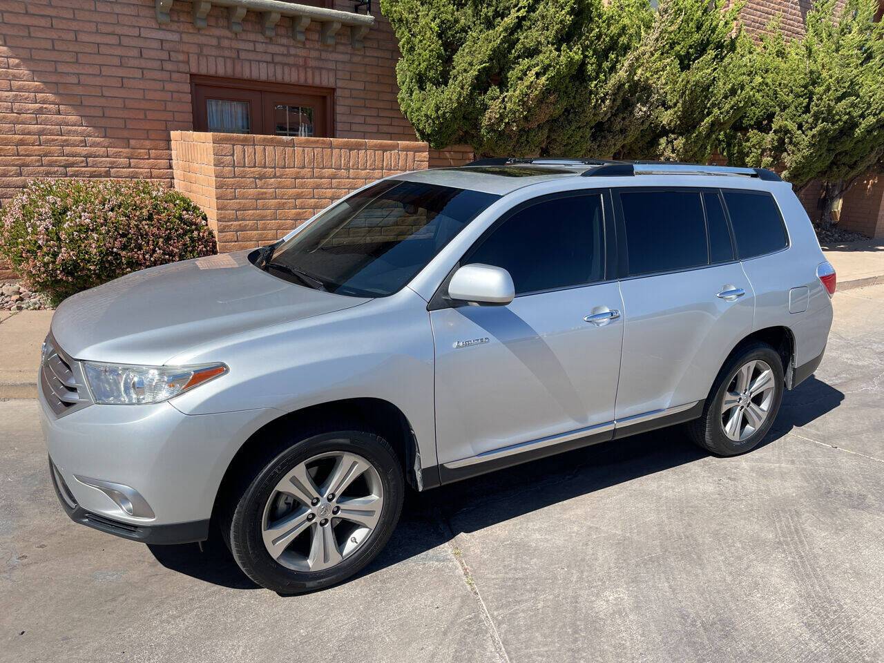 2012 Toyota Highlander Limited — SUV — 143,580 mi — Sierra Vista, AZ