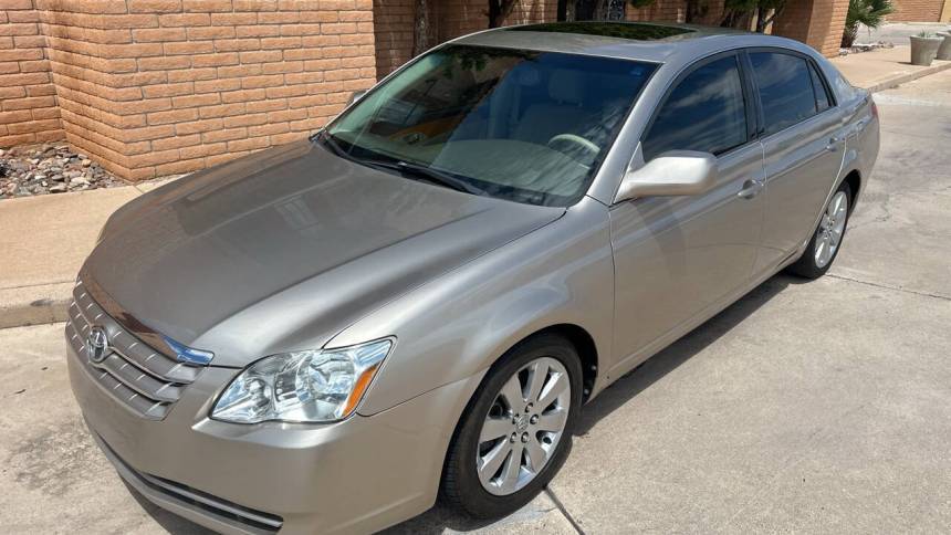 2005 Toyota Avalon XLS — Sedan — 139,380 mi — Sierra Vista, AZ