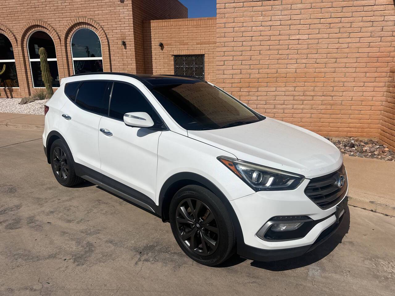 2017 Hyundai Santa Fe Sport 2.0T Ultimate — SUV — 111,132 mi — Sierra Vista, AZ
