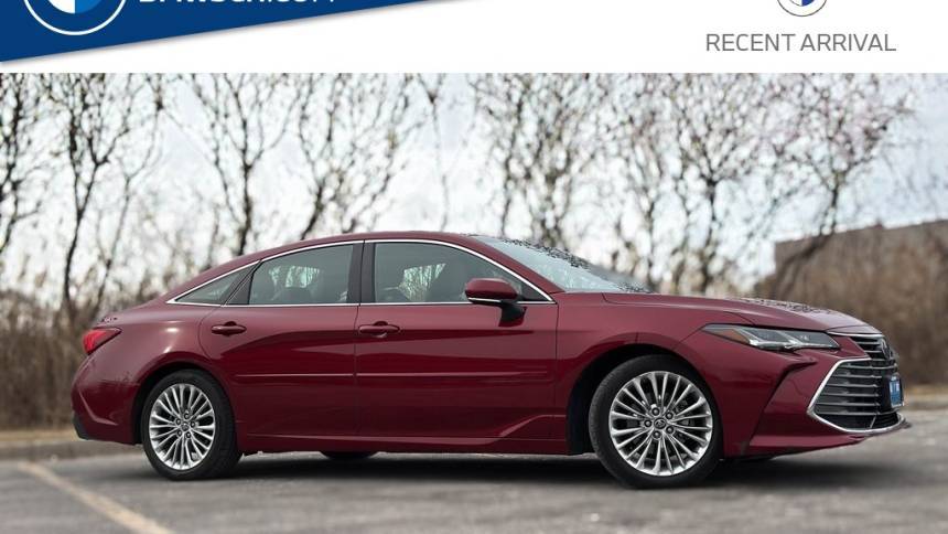 2019 Toyota Avalon Limited — Sedan — 30,023 mi — Schererville, IN