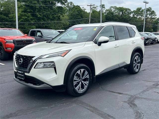 2022 Nissan Rogue SV — SUV — 28,856 mi — Shelton, CT