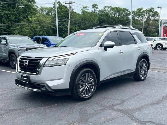 2022 Nissan Pathfinder SL — SUV — 46,656 mi — Shelton, CT
