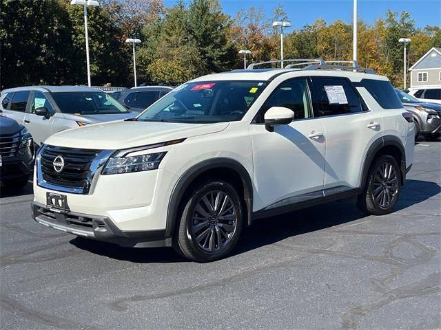 2023 Nissan Pathfinder SL — SUV — 26,029 mi — Shelton, CT