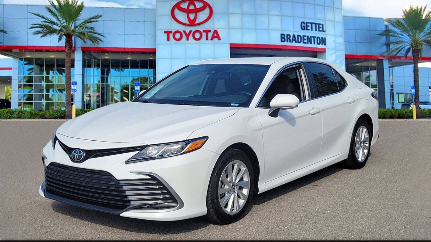2024 Toyota Camry LE — Sedan — 12,115 mi — Bradenton, FL