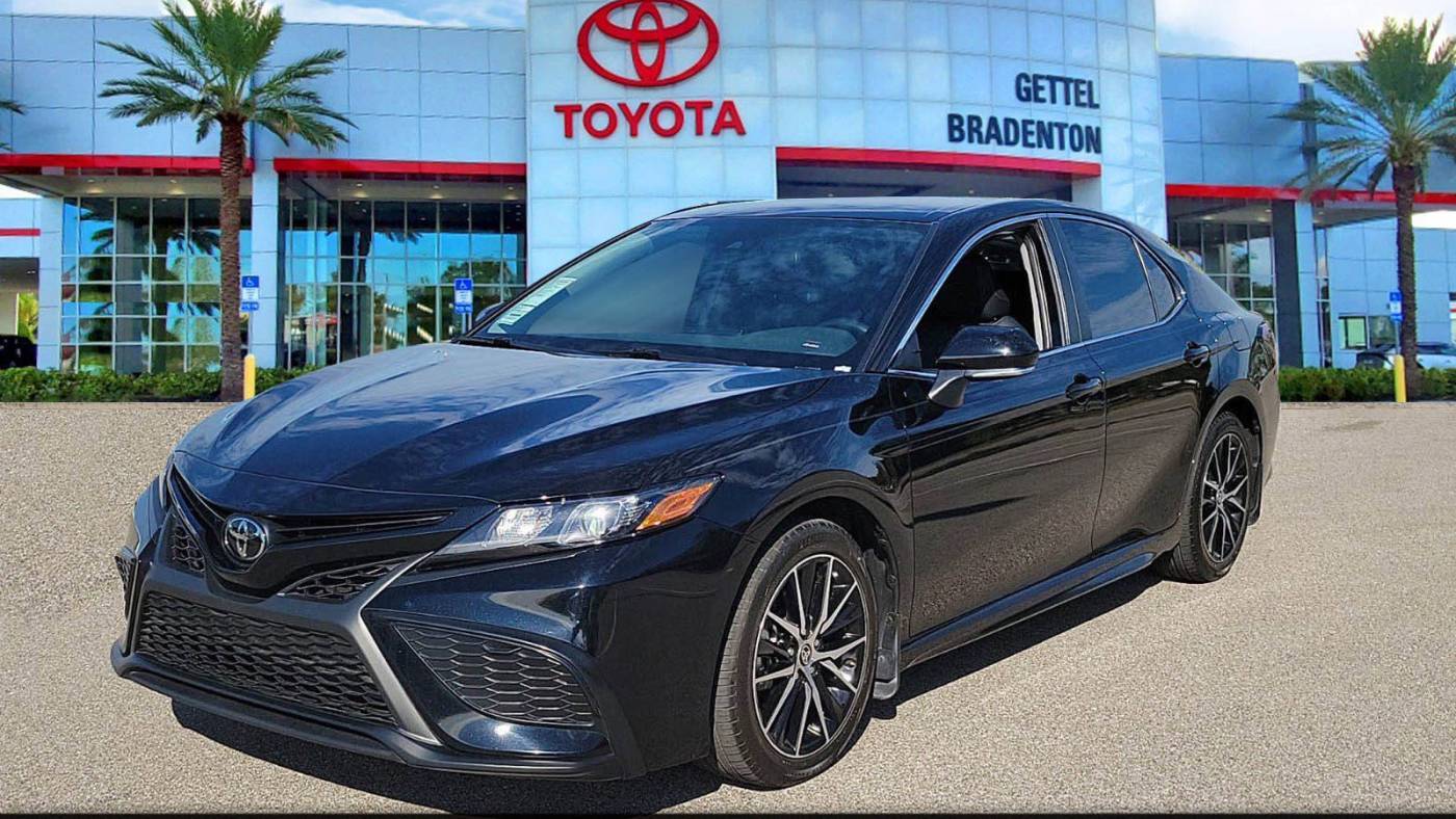 2024 Toyota Camry SE — Sedan — 30,623 mi — Bradenton, FL