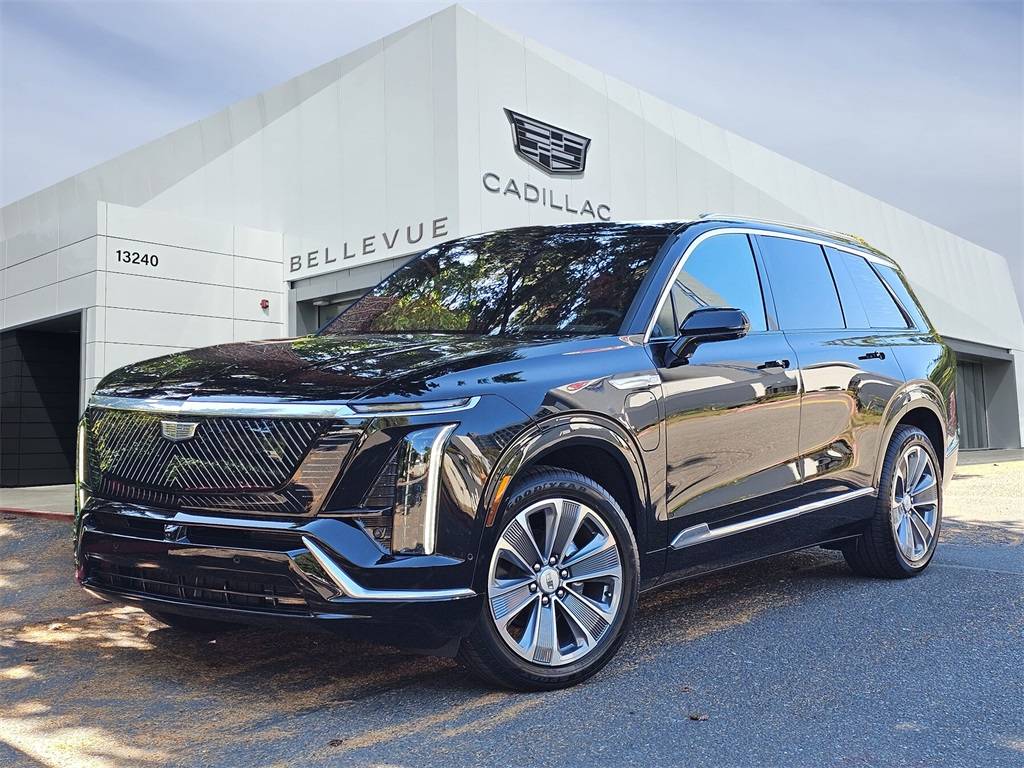 2026 Cadillac VISTIQ Luxury — SUV — 3,696 mi — Bellevue, WA