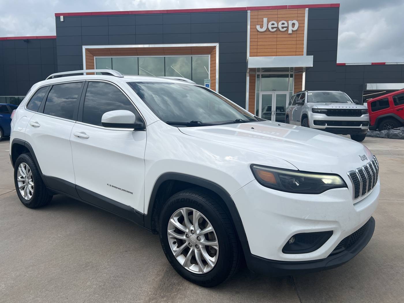 2019 Jeep Cherokee Latitude — SUV — 214,402 mi — Shawnee, OK