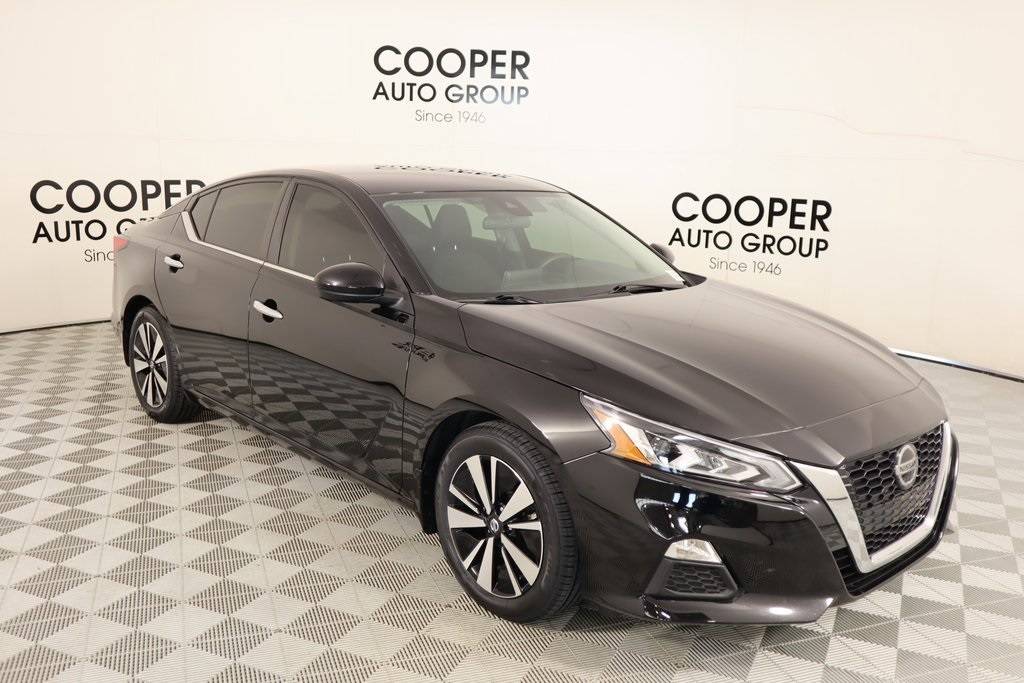 2022 Nissan Altima SV — Sedan — 30,012 mi — Shawnee, OK