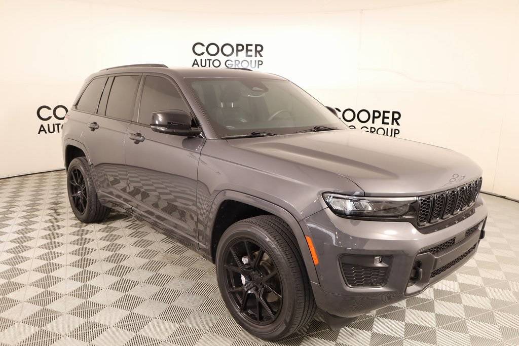 2022 Jeep Grand Cherokee Overland — SUV — 42,768 mi — Shawnee, OK