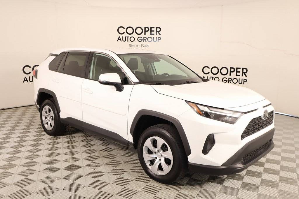 2024 Toyota RAV4 LE — SUV — 24,717 mi — Shawnee, OK