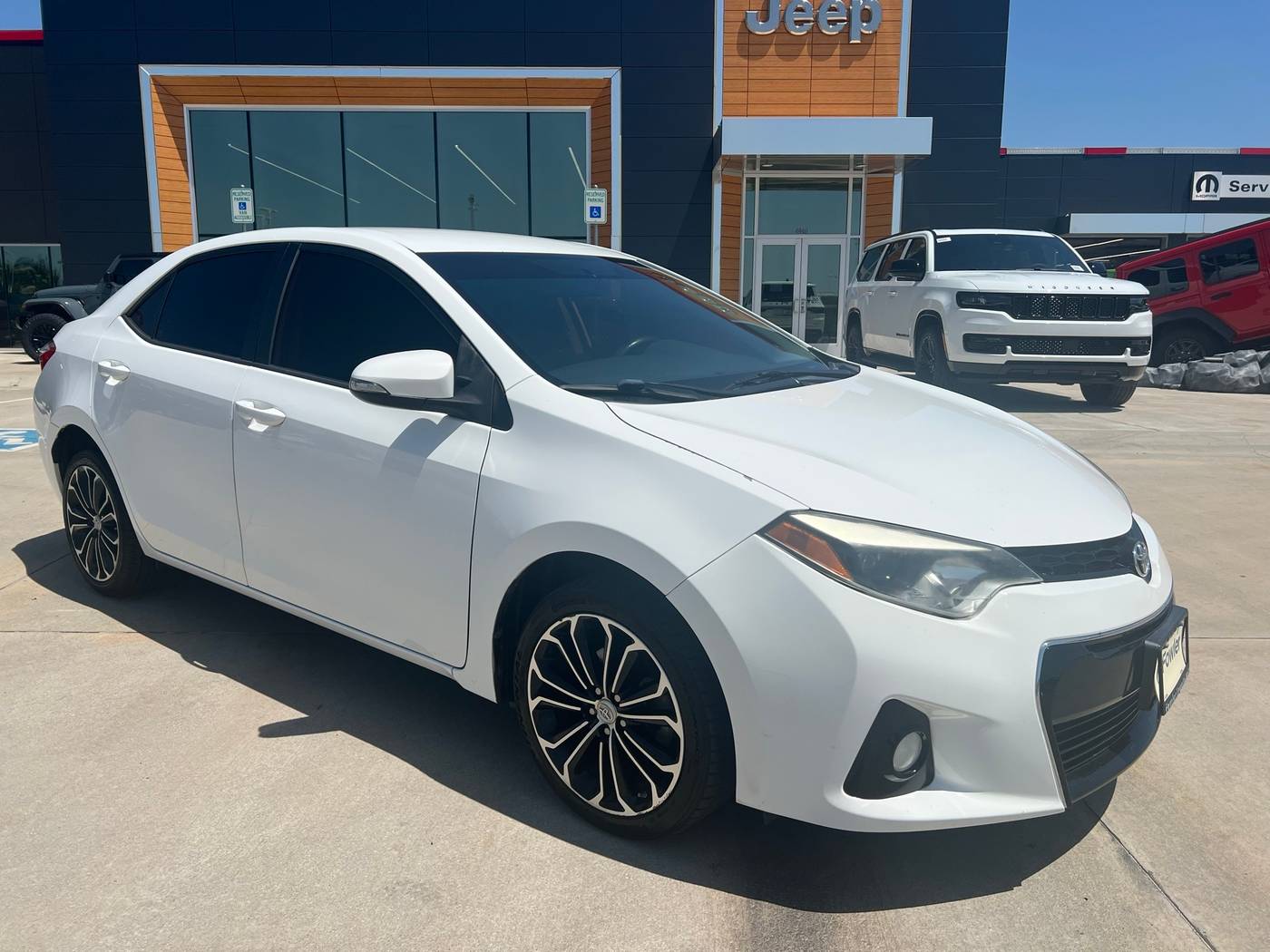 2014 Toyota Corolla L — Sedan — 125,429 mi — Shawnee, OK