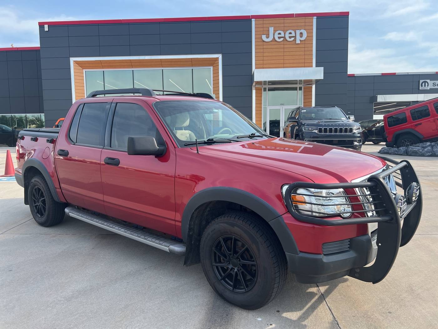 2007 Ford Explorer Sport Trac XLT — Pickup Truck — 150,648 mi — Shawnee, OK