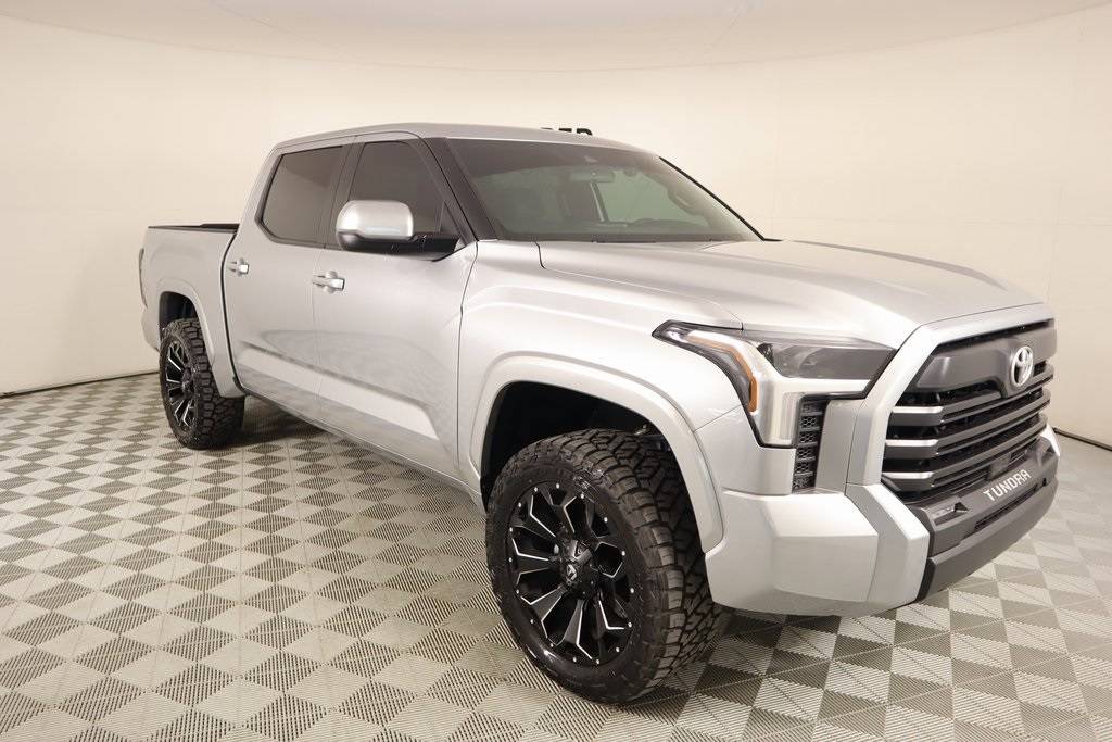 2025 Toyota Tundra SR5 — Pickup Truck — 7,040 mi — Shawnee, OK