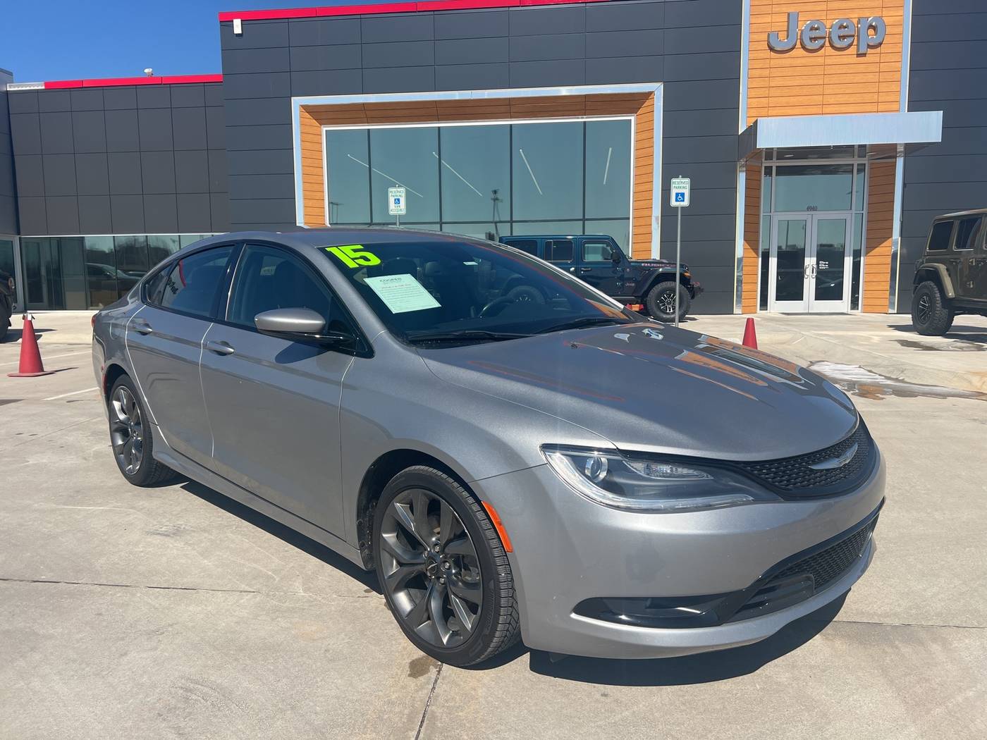 2015 Chrysler 200 S — Sedan — 92,843 mi — Shawnee, OK