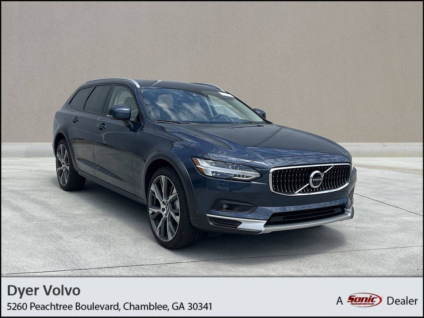 2025 Volvo V90 Cross Country Ultra — Wagon — 8,261 mi — Chamblee, GA